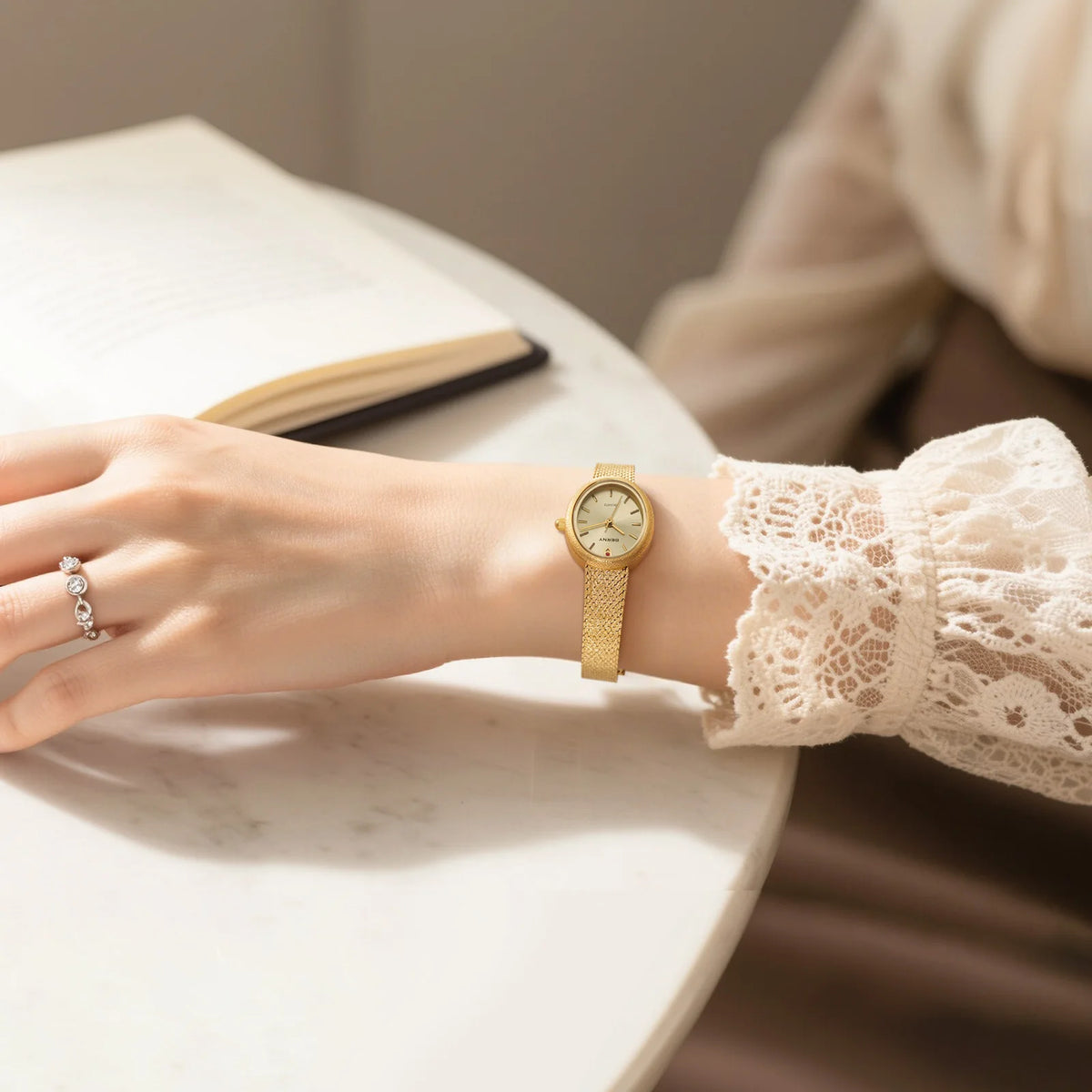BERNY Luxury Watches for Women Fashion Golden Ladies Quartz Watch Super Lightweight Oval Case S/S Casual Dress Wristwatch