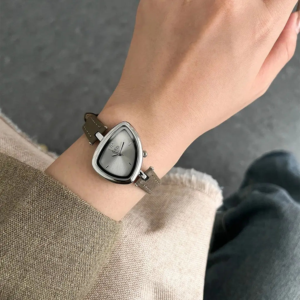 2025 NEW Minimalist Elegant Women's Watch with Asymmetrical Small Dial Design Water-Resistant Quartz Ladies' Wristwatch Gift
