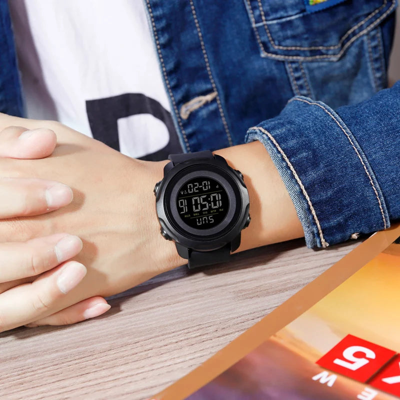 Digital Military Watch