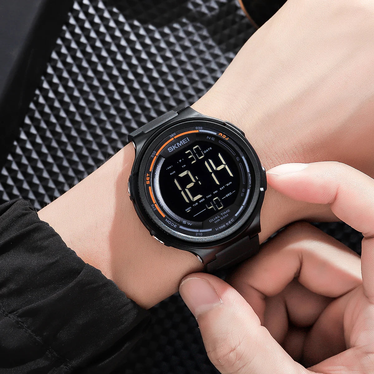 SKMEI Fashion Mens Sport Watches Digital LED Light Countdown For Men Women 5Bar Waterproof Wristwatches Alarm Clock