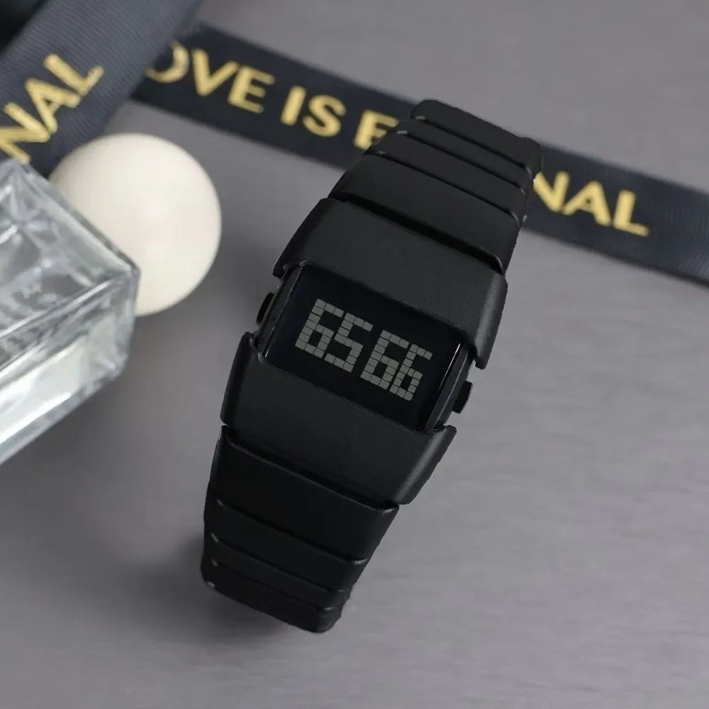 Plastic LED Electronic Watch Lightweight Digital Sports Watch Vintage Original Design Stainless Steel Wristwatch