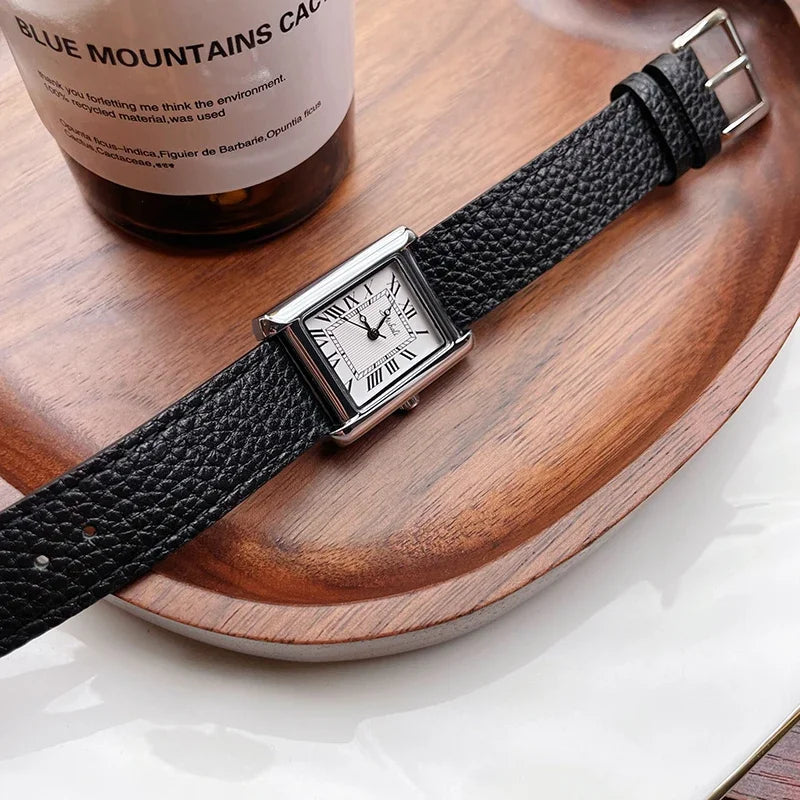 Luxury Women's Watch Quartz Vintage Gold Plated Roman Number H Dial Leather Strap Watch for Women